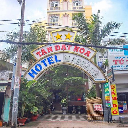 Tan Dat Hoa Hotel & Massage Ho Chi Minh-staden Exteriör bild